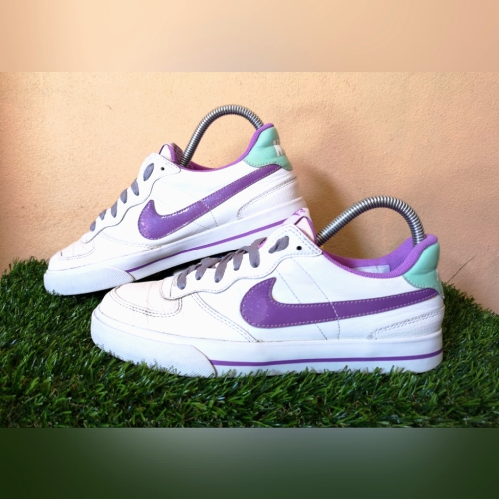 Nike Rare Customn Made Purple & teal Authentic